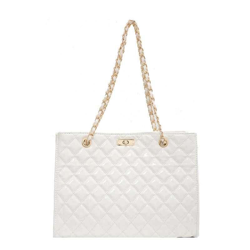 Rhombus shoulder bag with chain Straps