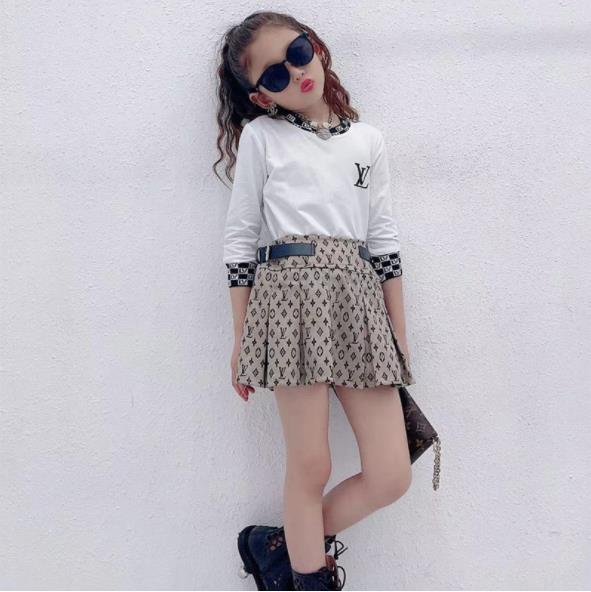 Girl's Printed Tee and Skirt Set