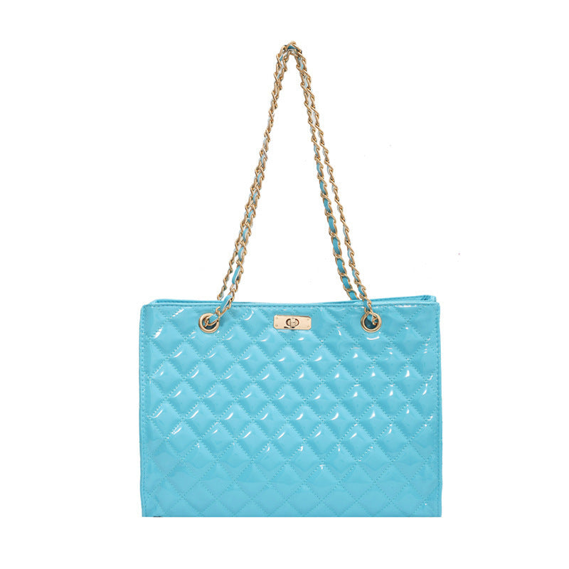 Rhombus shoulder bag with chain Straps