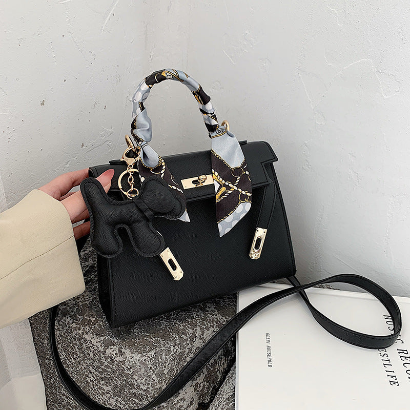 Elegant Fashion Solid Color Square Lock clasp Shoulder Bag