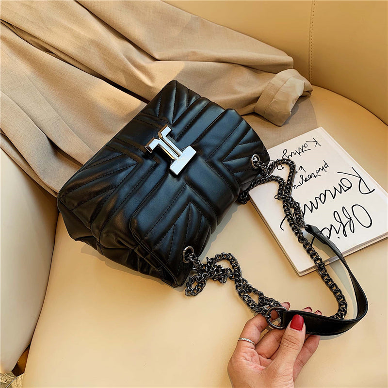 Fashion Solid Color Square Magnetic Buckle Crossbody Bag