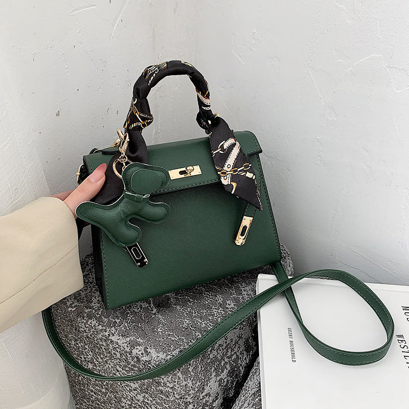 Elegant Fashion Solid Color Square Lock clasp Shoulder Bag