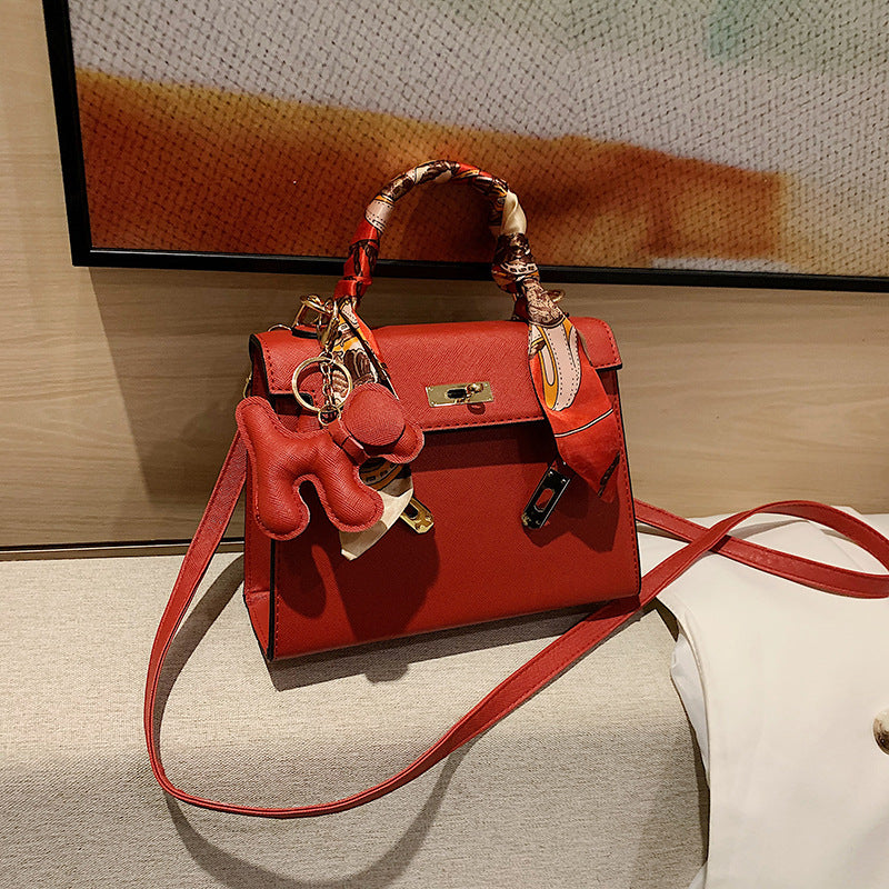 Elegant Fashion Solid Color Square Lock clasp Shoulder Bag