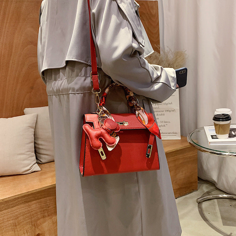 Elegant Fashion Solid Color Square Lock clasp Shoulder Bag