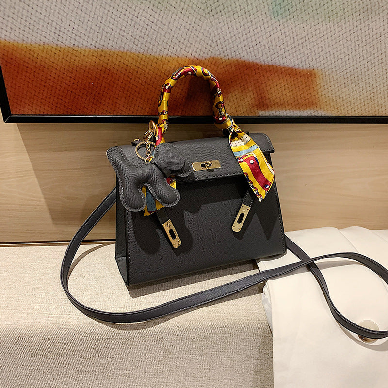 Elegant Fashion Solid Color Square Lock clasp Shoulder Bag