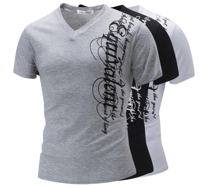 Men's  Printed V-neck Casual T-Shirt - Slim Fit