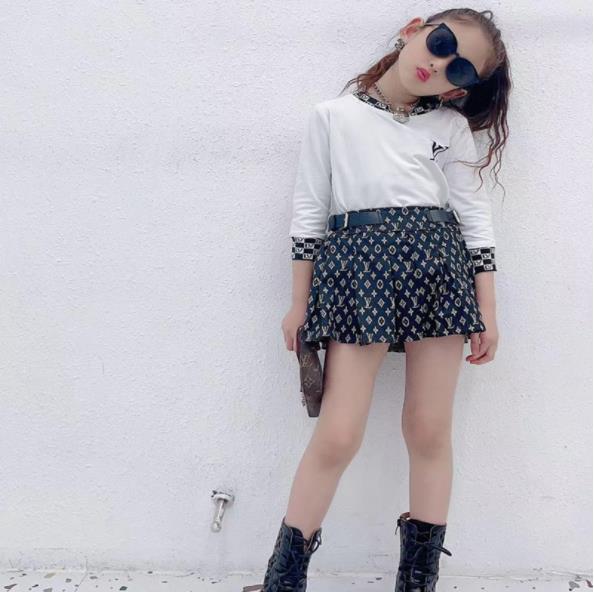 Girl's Printed Tee and Skirt Set